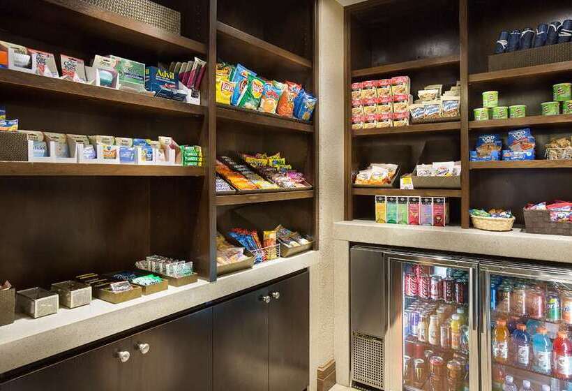 فندق Hilton Concord