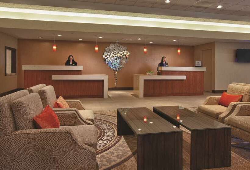 فندق Hilton Concord