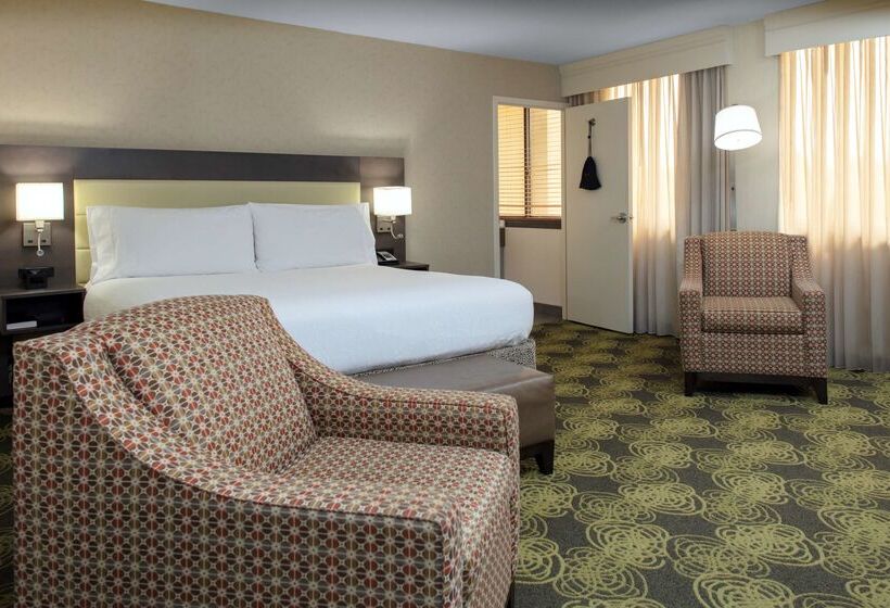 Отель Hilton Garden Inn Reagan National Airport