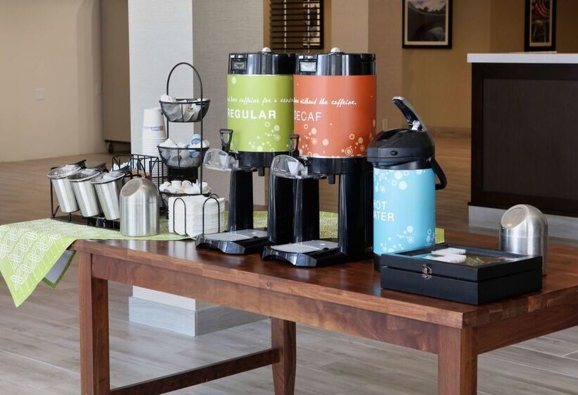 Отель Hilton Garden Inn Reagan National Airport