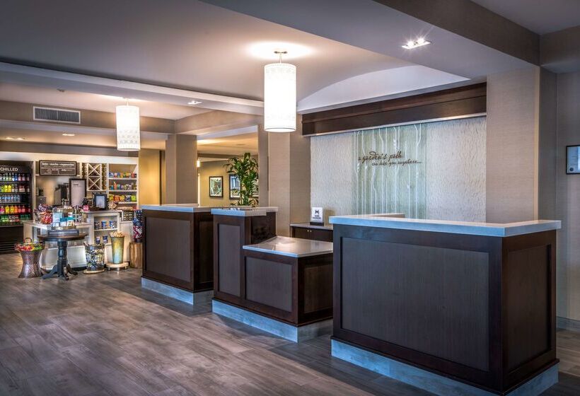 Отель Hilton Garden Inn Reagan National Airport