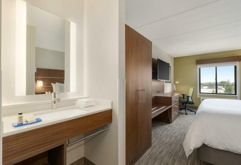 فندق Holiday Inn Express   Plattsburgh, An Ihg