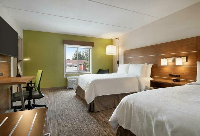 فندق Holiday Inn Express   Plattsburgh, An Ihg
