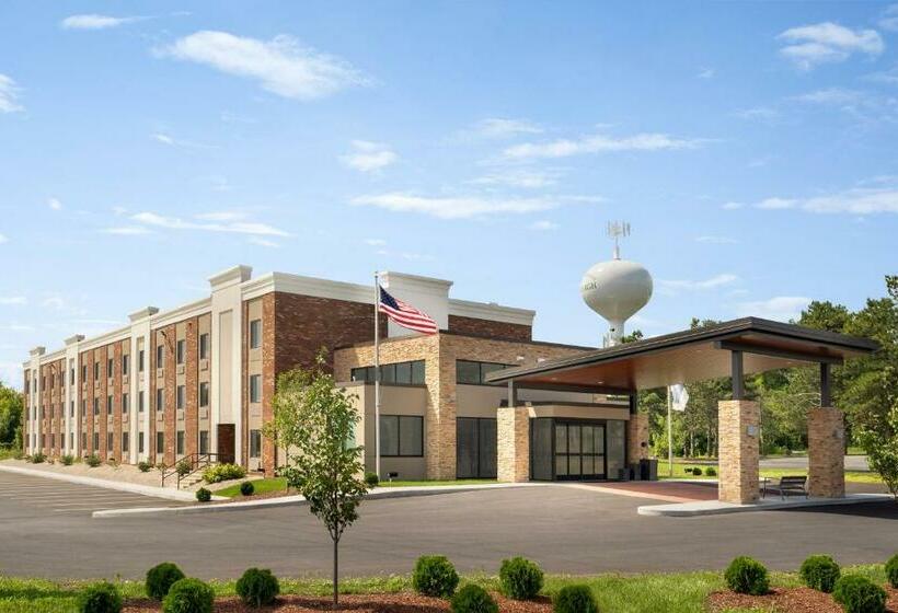 فندق Holiday Inn Express   Plattsburgh, An Ihg