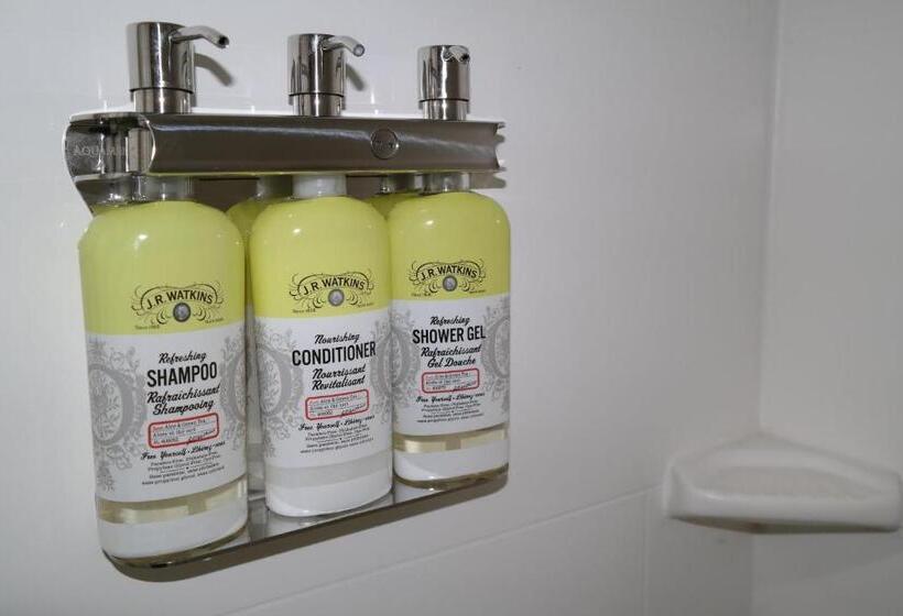 Отель Holiday Inn Express Fredericksburg   Southpoint, An Ihg