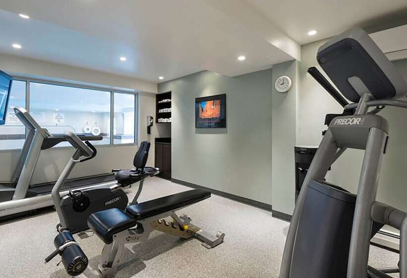 Отель Holiday Inn Express Keene, An Ihg