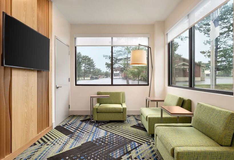 فندق Holiday Inn Express   Plattsburgh, An Ihg