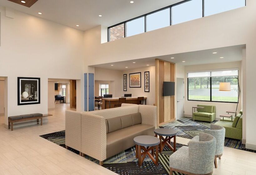 فندق Holiday Inn Express   Plattsburgh, An Ihg