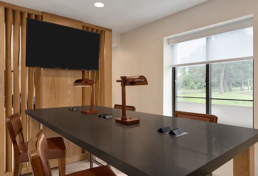فندق Holiday Inn Express   Plattsburgh, An Ihg