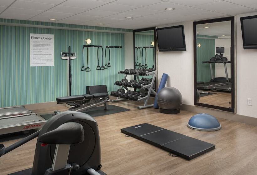 فندق Holiday Inn Express Boston Saugus, An Ihg