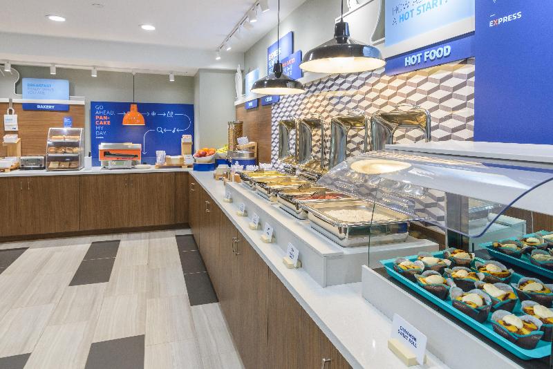 בית מלון כפרי Holiday Inn Express Southington, An Ihg