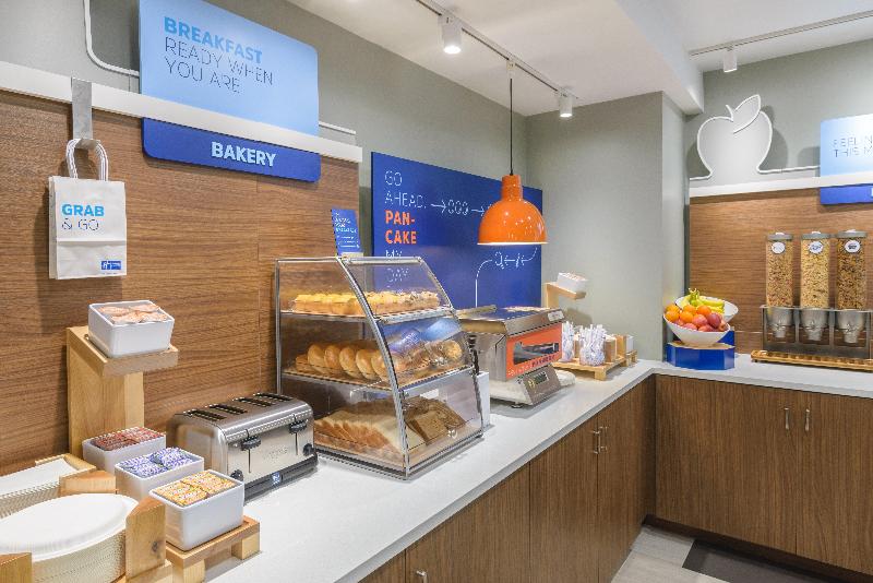 فندق Holiday Inn Express Southington, An Ihg