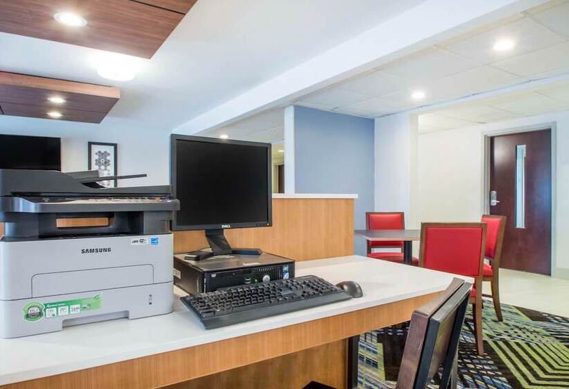 호텔 Holiday Inn Express & Suites   Albany Airport   Wolf Road, An Ihg