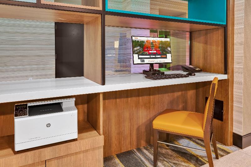 Отель Holiday Inn Grand Rapids Downtown, An Ihg