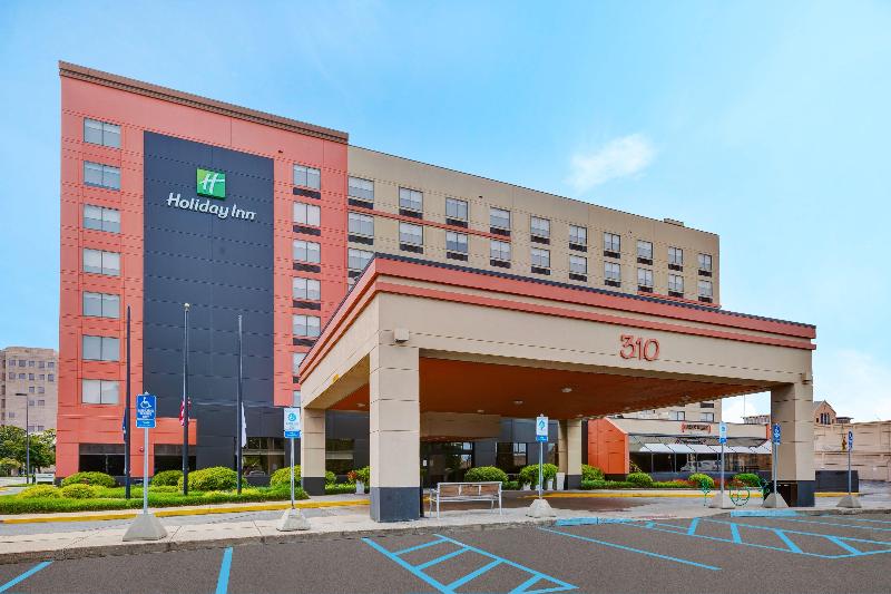 Отель Holiday Inn Grand Rapids Downtown, An Ihg