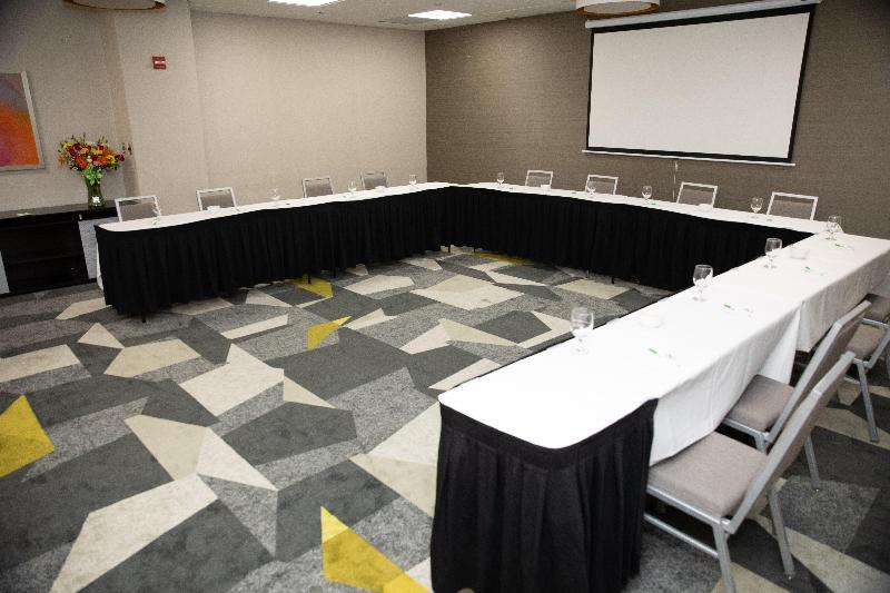 هتل Holiday Inn Houston Hobby Airport, An Ihg
