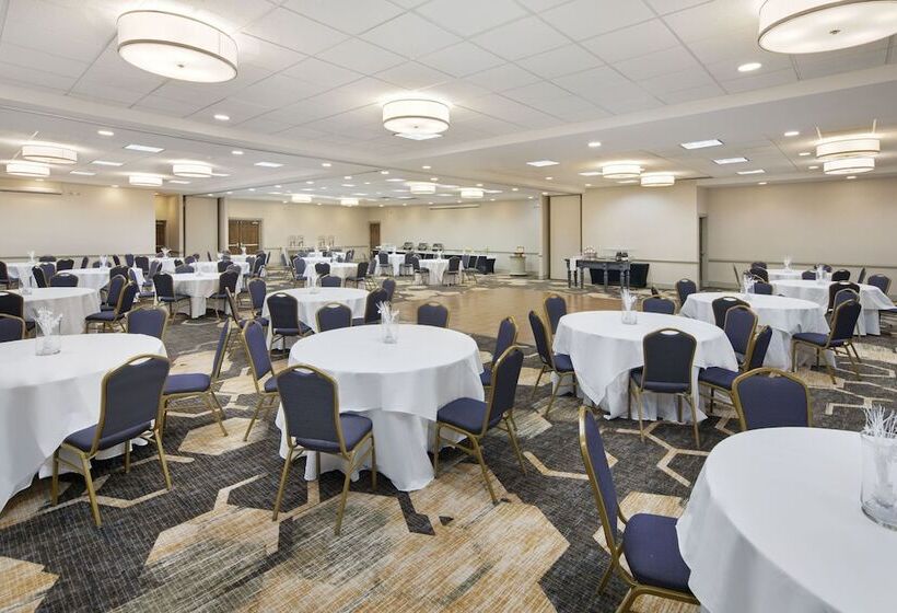 בית מלון כפרי Holiday Inn University Area Charlottesville, An Ihg