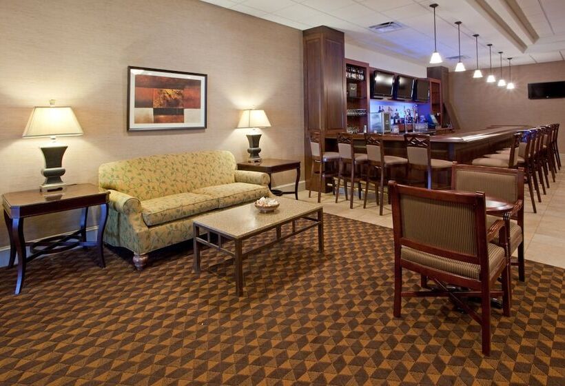 בית מלון כפרי Holiday Inn University Area Charlottesville, An Ihg