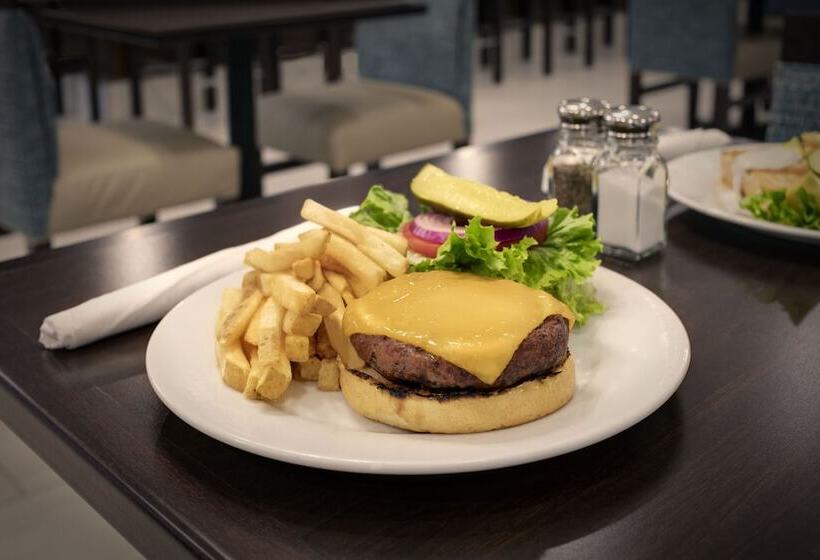 בית מלון כפרי Holiday Inn University Area Charlottesville, An Ihg