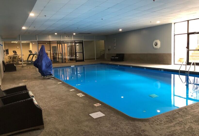 בית מלון כפרי Holiday Inn University Area Charlottesville, An Ihg