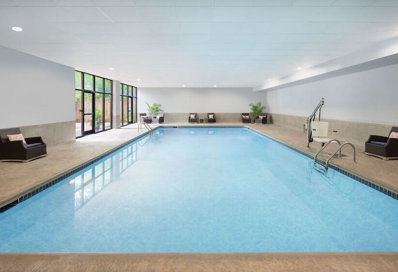 בית מלון כפרי Holiday Inn University Area Charlottesville, An Ihg