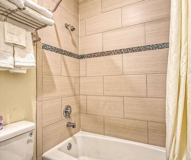 ホテル Hollywood City Inn