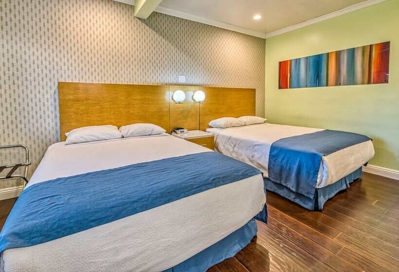 ホテル Hollywood City Inn