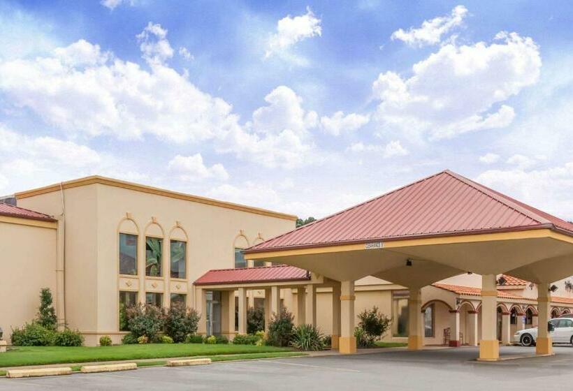 ホテル Howard Johnson By Wyndham Conway