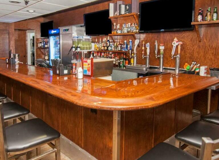 ホテル Howard Johnson By Wyndham Conway