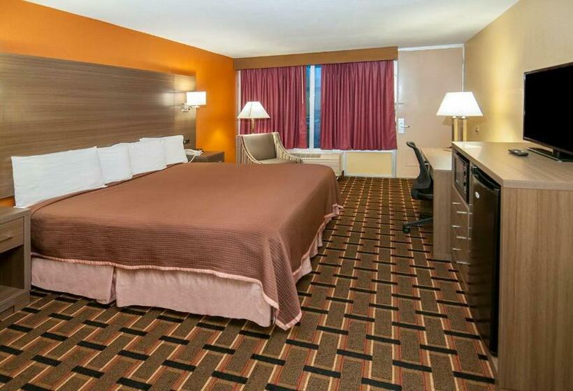 هتل Howard Johnson By Wyndham Conway