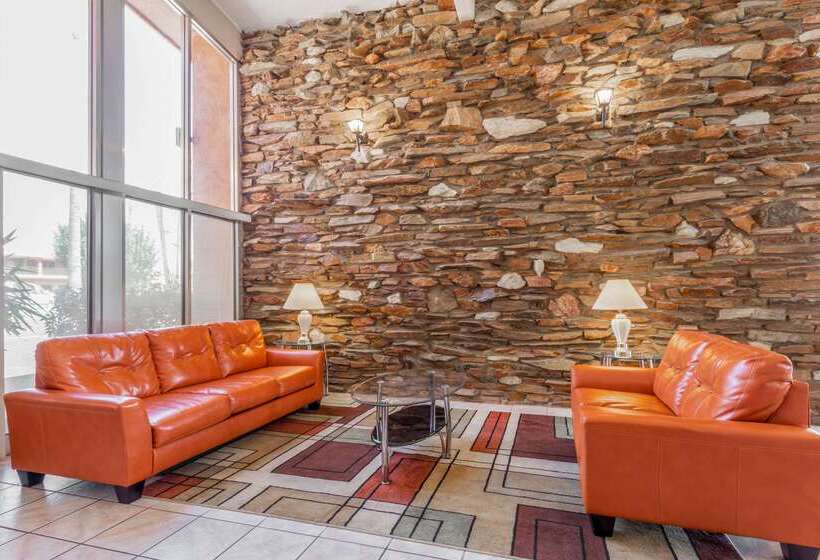 Отель Howard Johnson By Wyndham Phoenix Airport/downtown Area