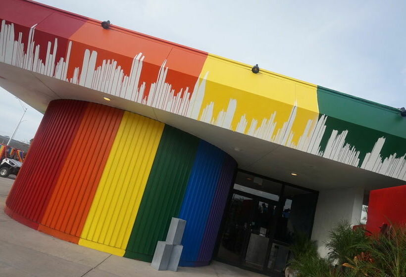 The M Hotel International Drive by Universal Studios