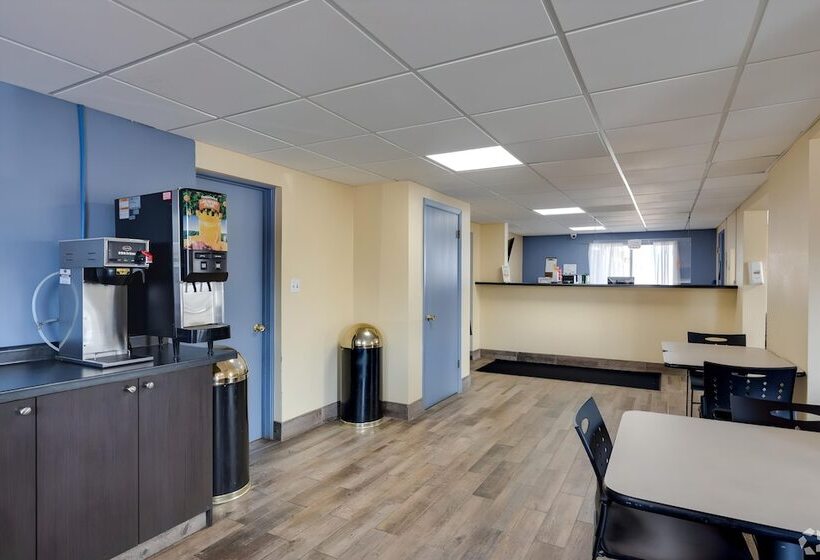 酒店 I 80 Inn & Suites