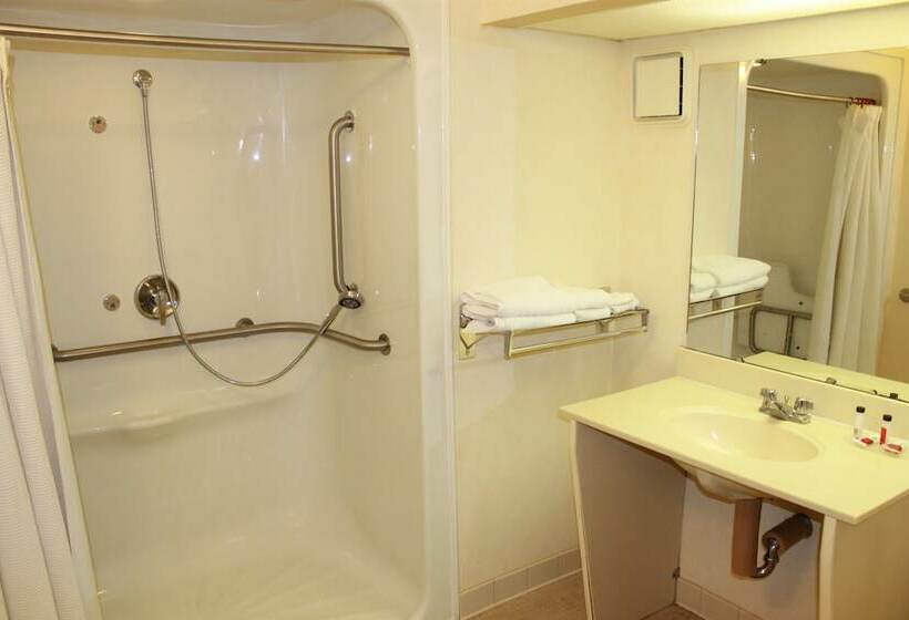 酒店 I 80 Inn & Suites