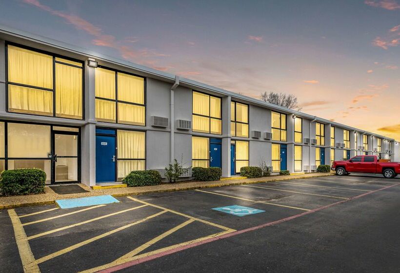 Motel 6 Henderson, Tx