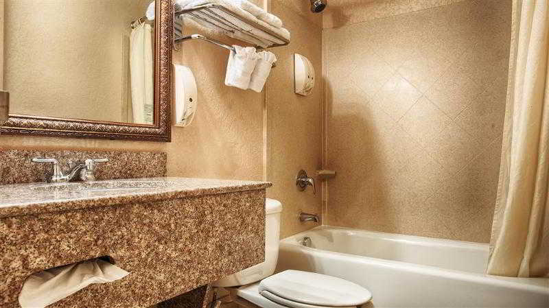 Motel 6 Henderson, Tx