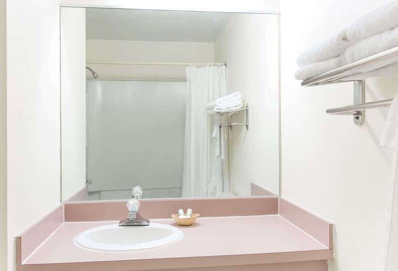 ホテル Knights Inn Virginia Beach Lynnhaven