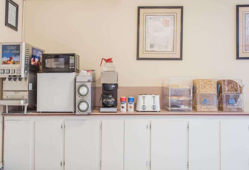 호텔 Knights Inn Virginia Beach Lynnhaven