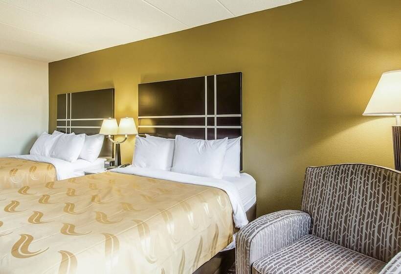 فندق La Casa Inn & Suites Middleboro