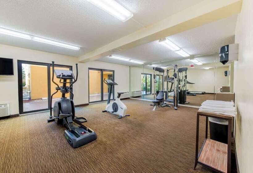 酒店 La Quinta By Wyndham Ft Lauderdale Cypress Creek