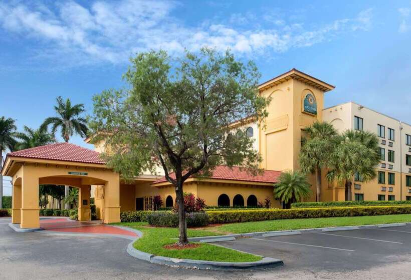 酒店 La Quinta By Wyndham Ft Lauderdale Cypress Creek