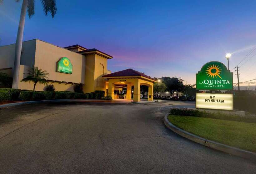 酒店 La Quinta By Wyndham Ft Lauderdale Cypress Creek