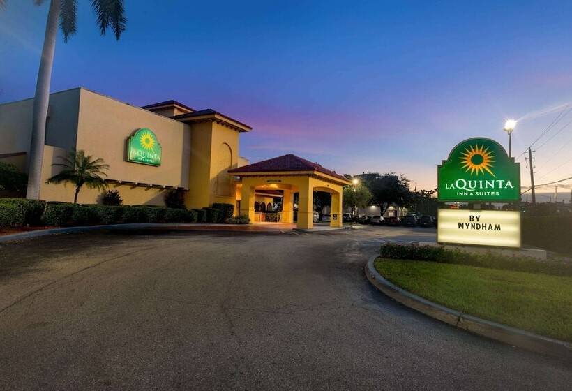 酒店 La Quinta By Wyndham Ft Lauderdale Cypress Creek