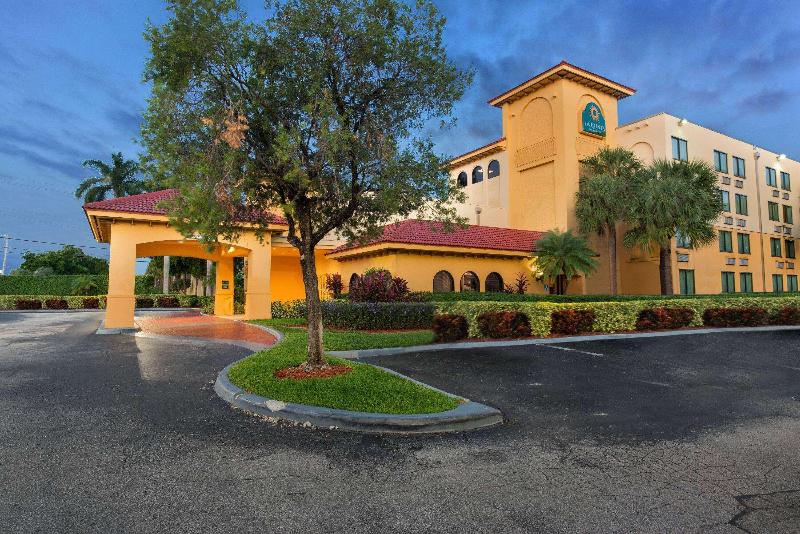 酒店 La Quinta By Wyndham Ft Lauderdale Cypress Creek