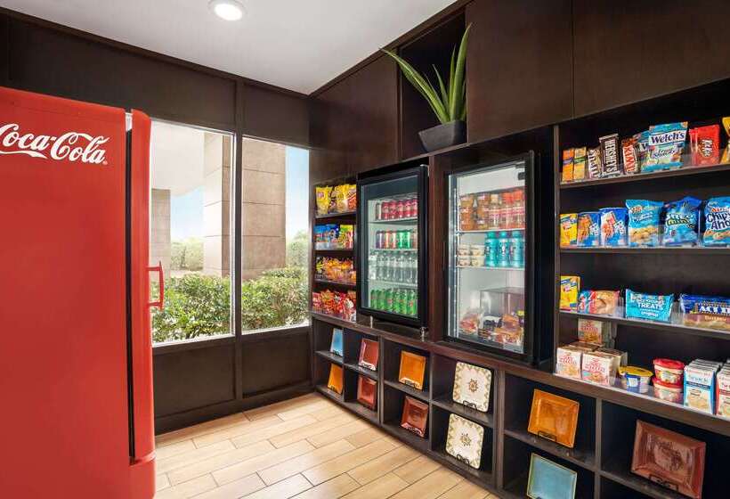 Отель La Quinta Inn & Suites By Wyndham Richmondmidlothian