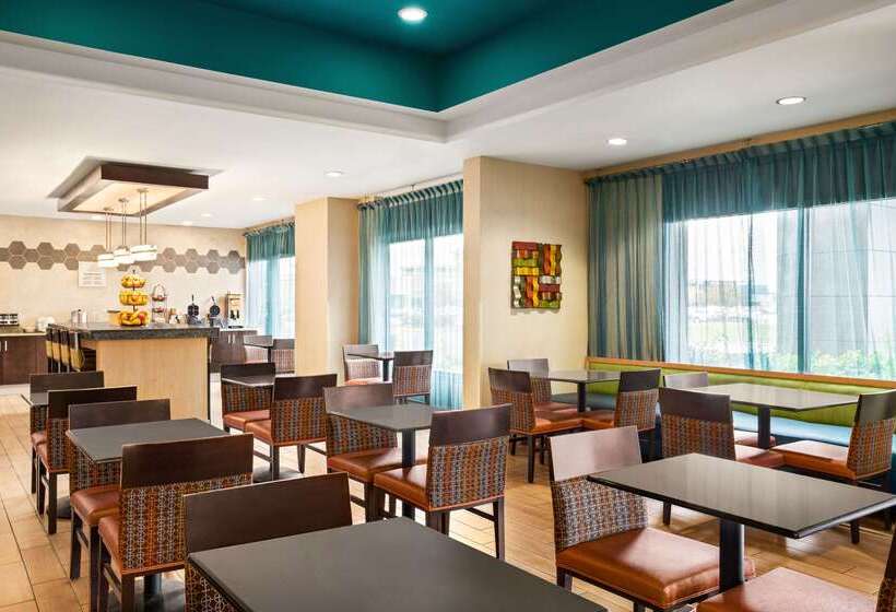 Отель La Quinta Inn & Suites By Wyndham Richmondmidlothian