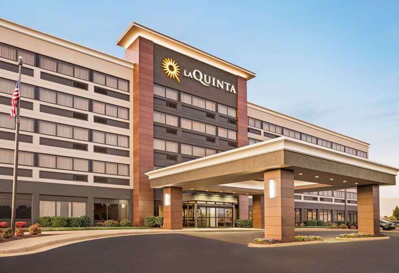 Отель La Quinta Inn & Suites By Wyndham Richmondmidlothian