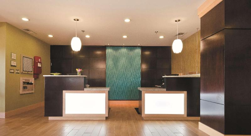 Отель La Quinta Inn & Suites By Wyndham Richmondmidlothian