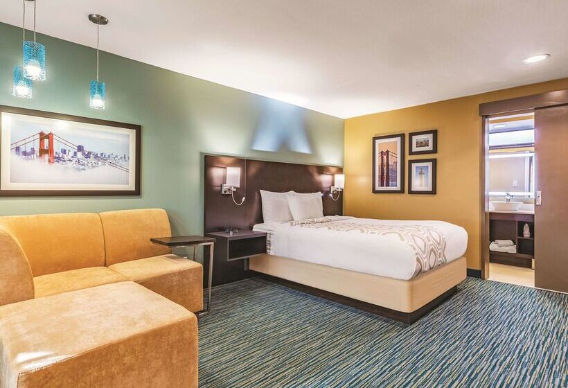Отель La Quinta By Wyndham San Francisco Airport West