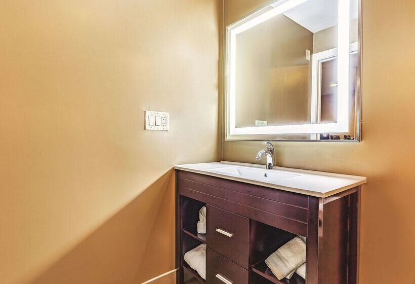 Отель La Quinta By Wyndham San Francisco Airport West